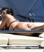 Access_Kardashian_13.jpg