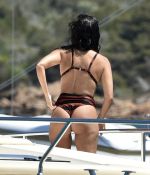 Access_Kardashian_18.jpg
