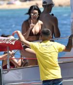 Access_Kardashian_29.jpg