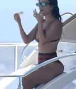 Access_Kardashian_44.jpg
