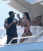 Access_Kardashian_70.jpg