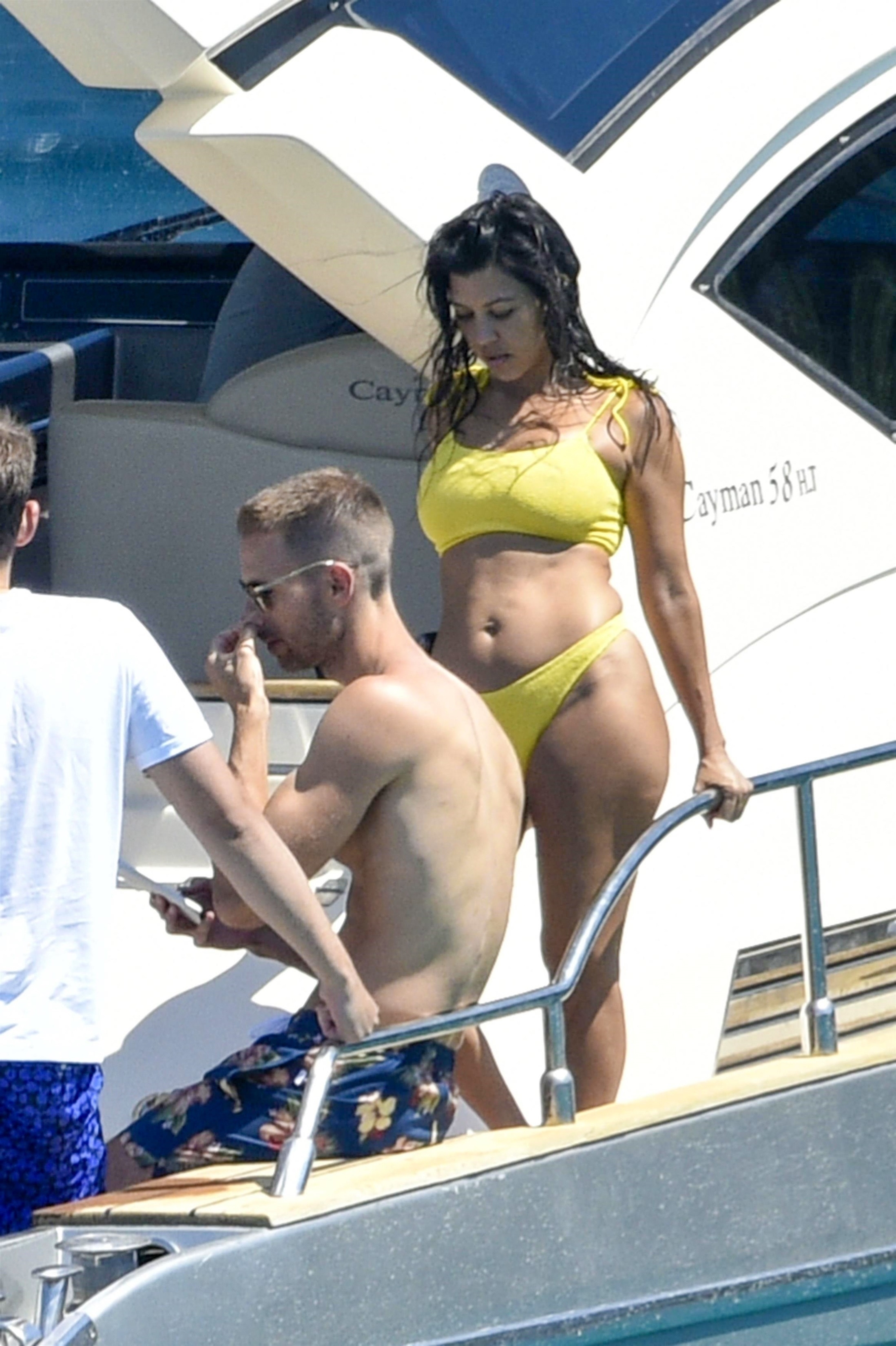 Access_Kardashian_17.jpg