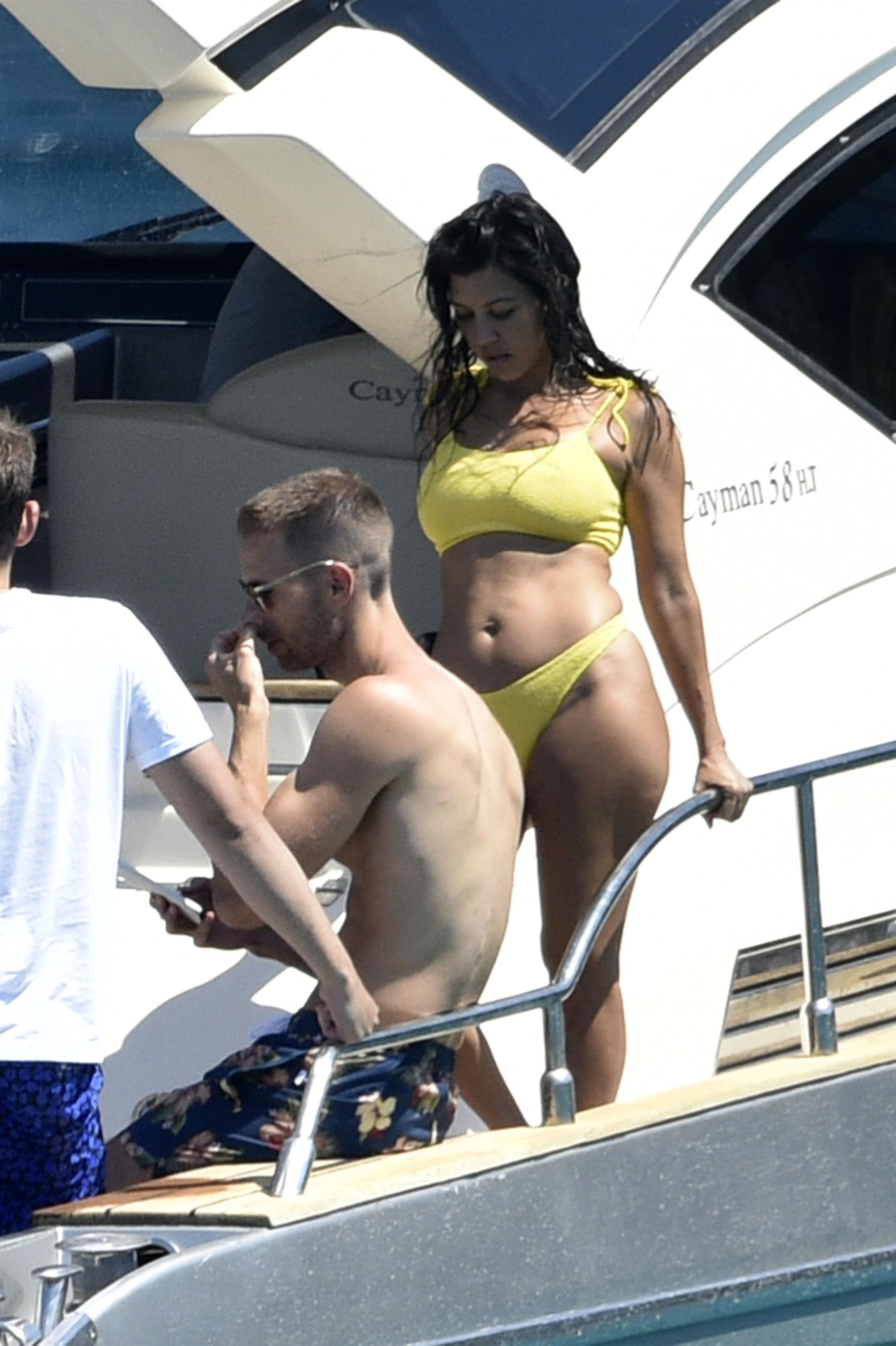 Access_Kardashian_18.jpg