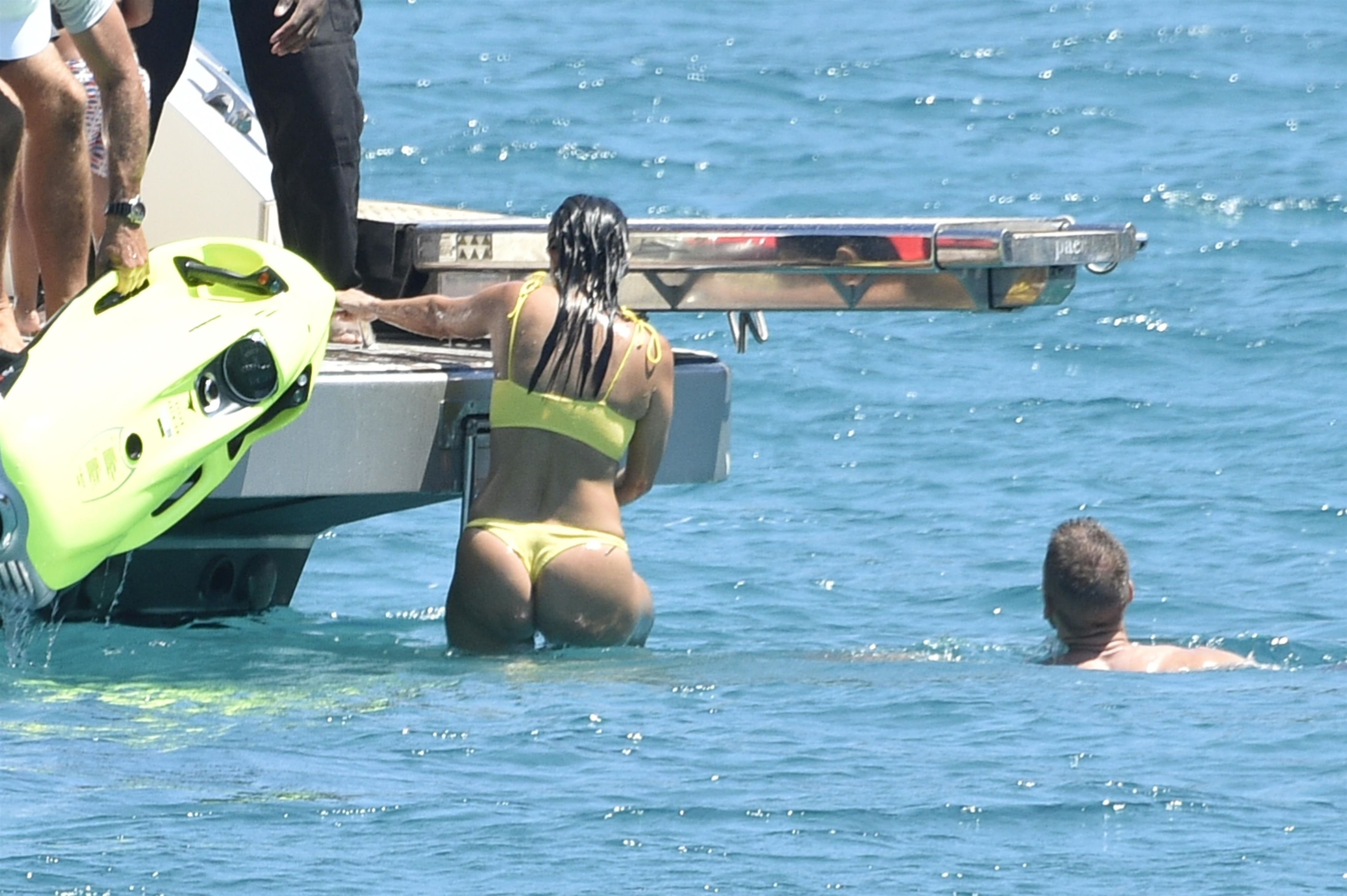 Access_Kardashian_30.jpg