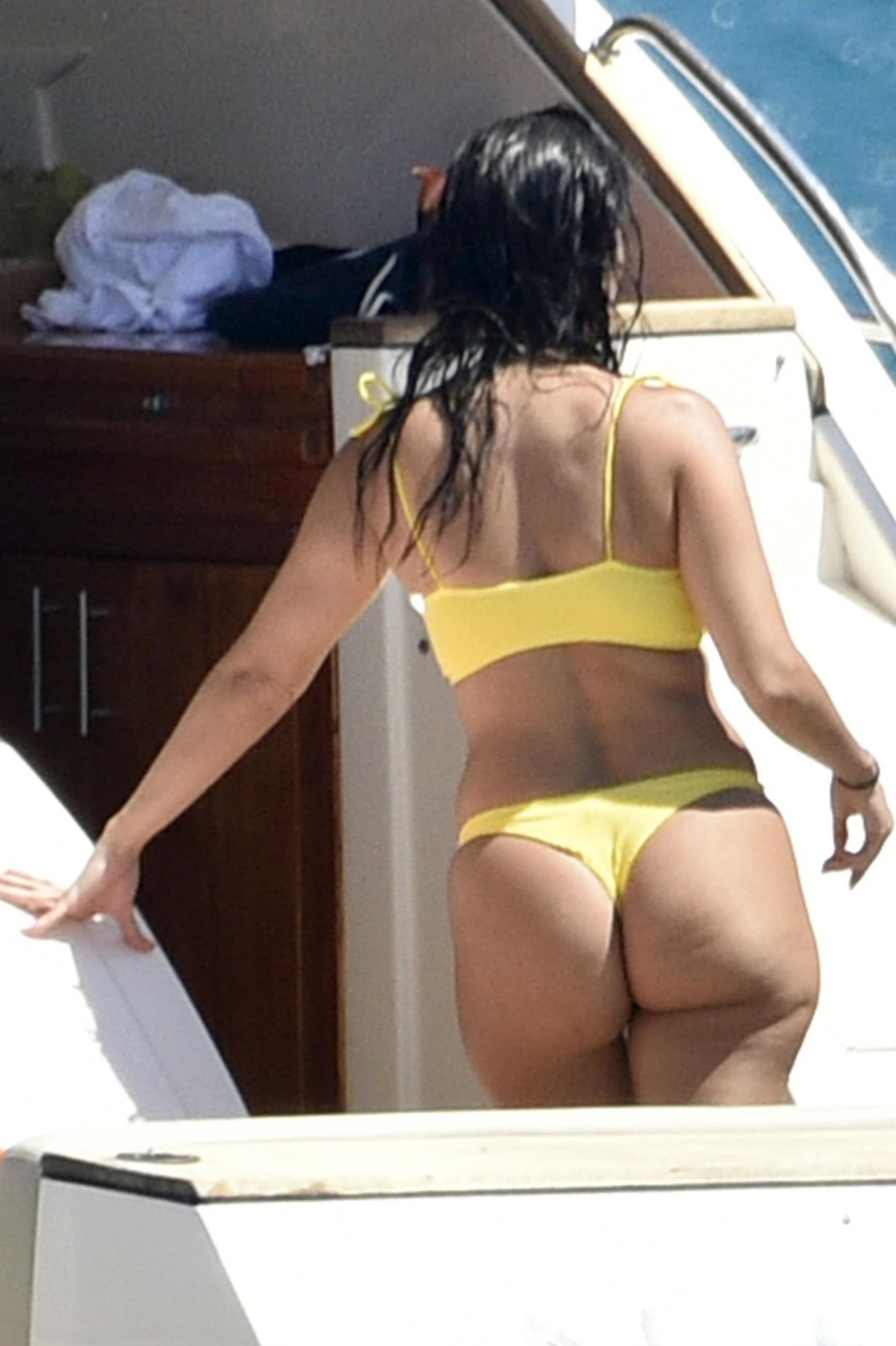 Access_Kardashian_6.jpg
