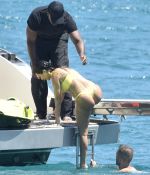 Access_Kardashian_32.jpg