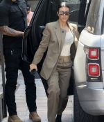Access_Kardashian_14.jpg