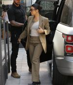 Access_Kardashian_24.jpg