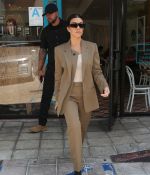 Access_Kardashian_10.jpg