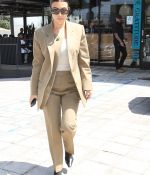Access_Kardashian_34.jpg