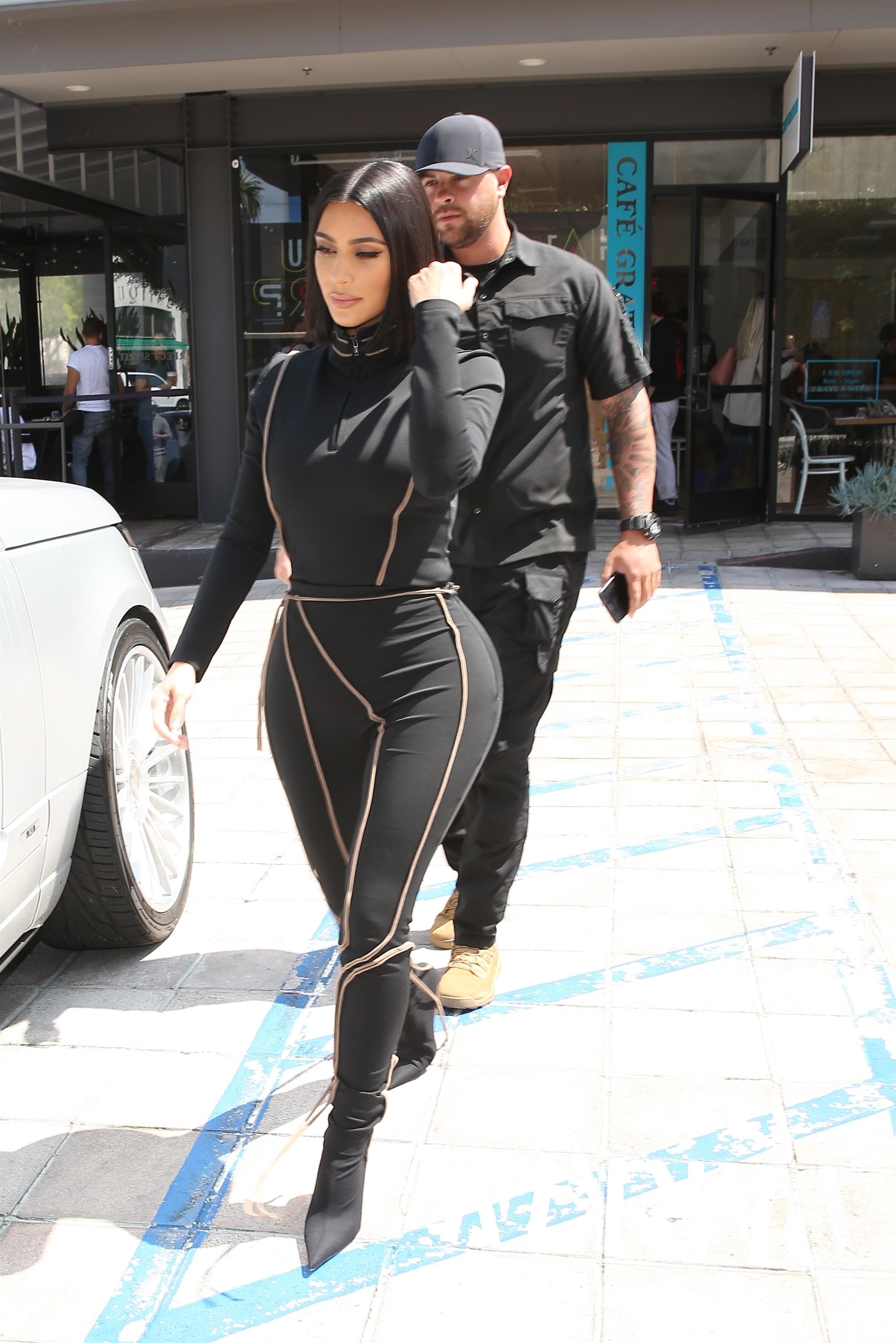 Access_Kardashian_48.jpg