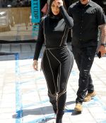 Access_Kardashian_16.jpg