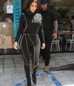 Access_Kardashian_19.jpg