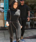 Access_Kardashian_20.jpg