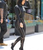 Access_Kardashian_55.jpg
