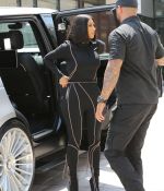 Access_Kardashian_13.jpg