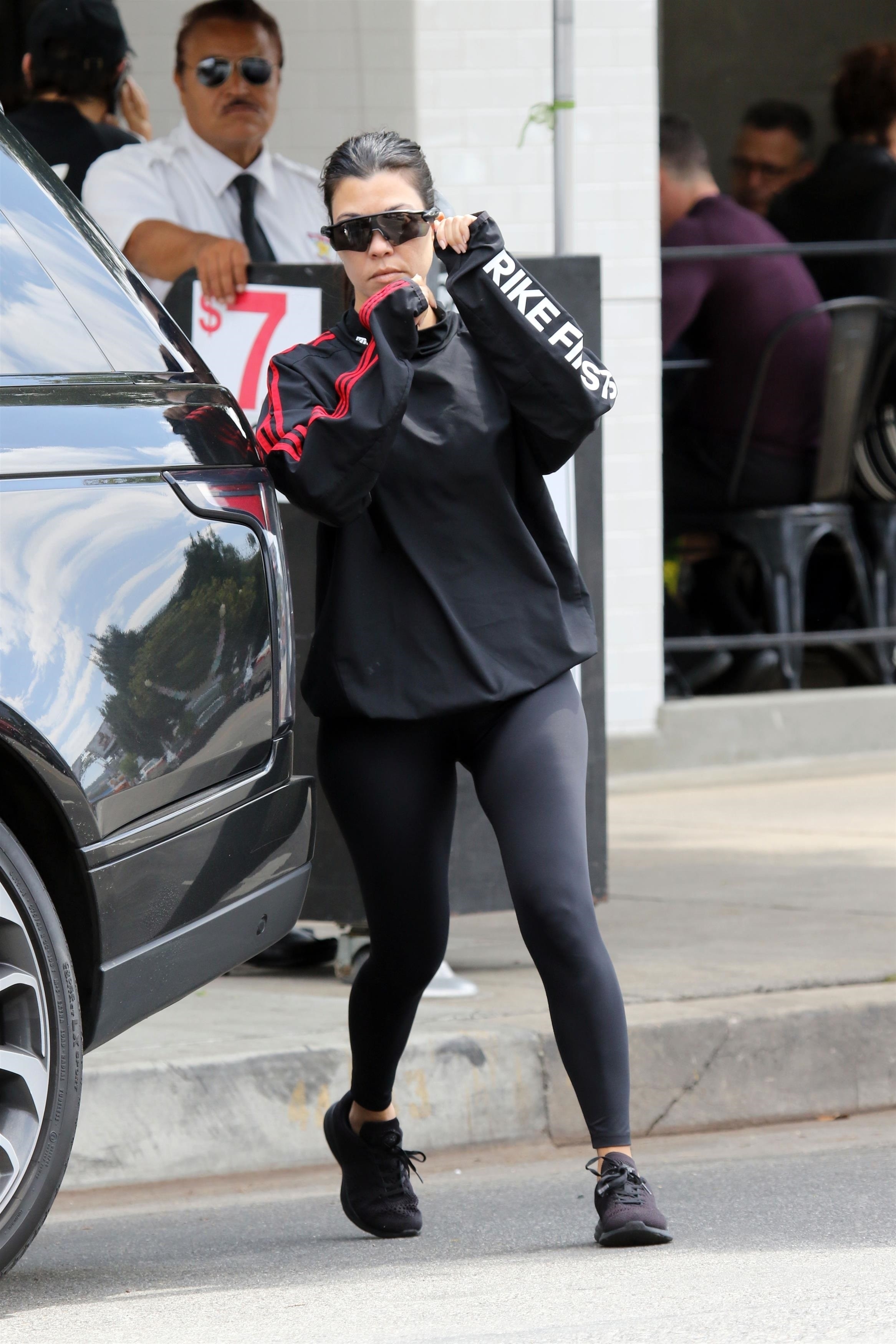 Access_Kardashian_2.jpg