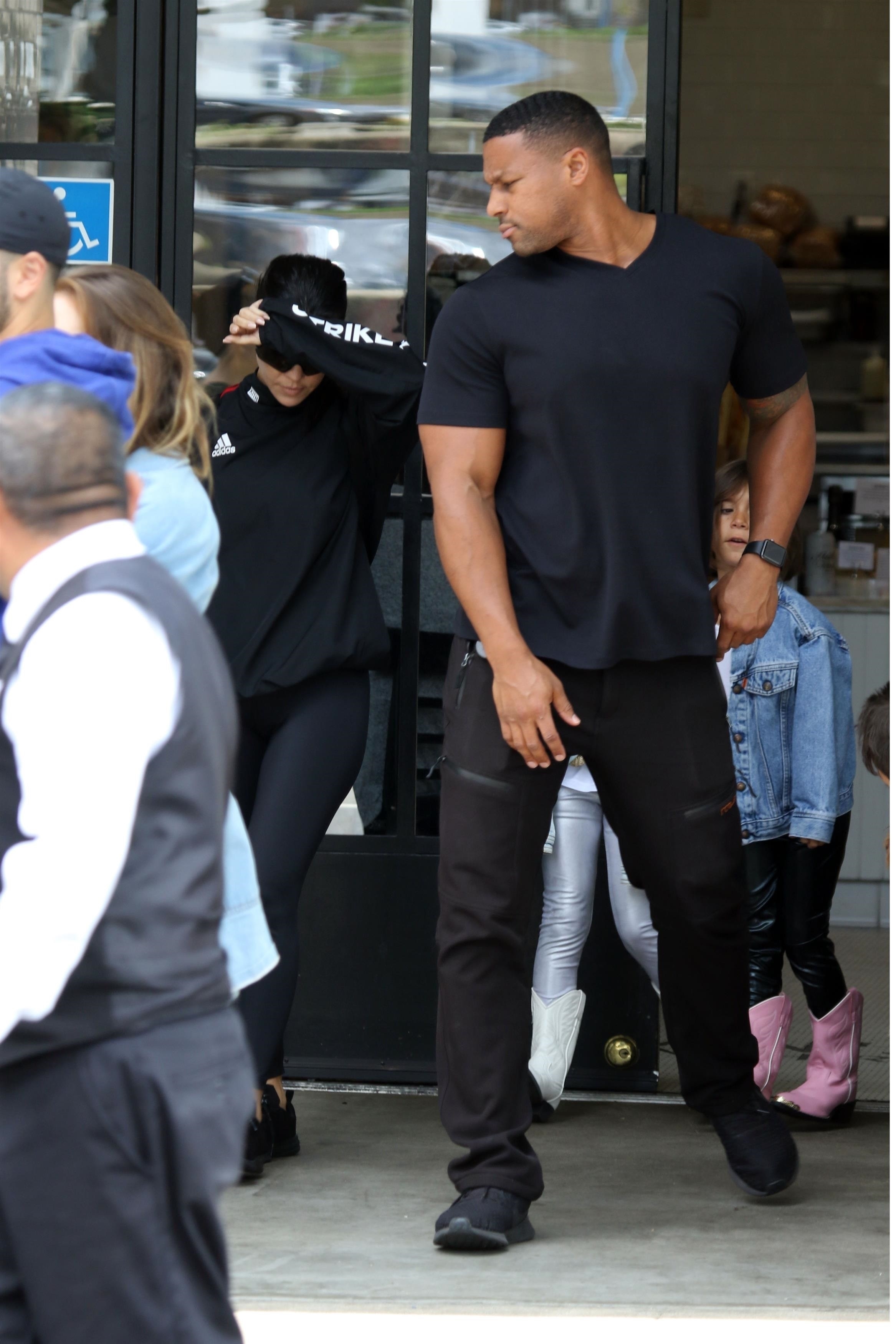 Access_Kardashian_4.jpg