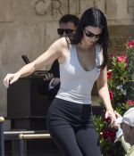 Access_Kardashian_5.jpg