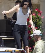 Access_Kardashian_6.jpg
