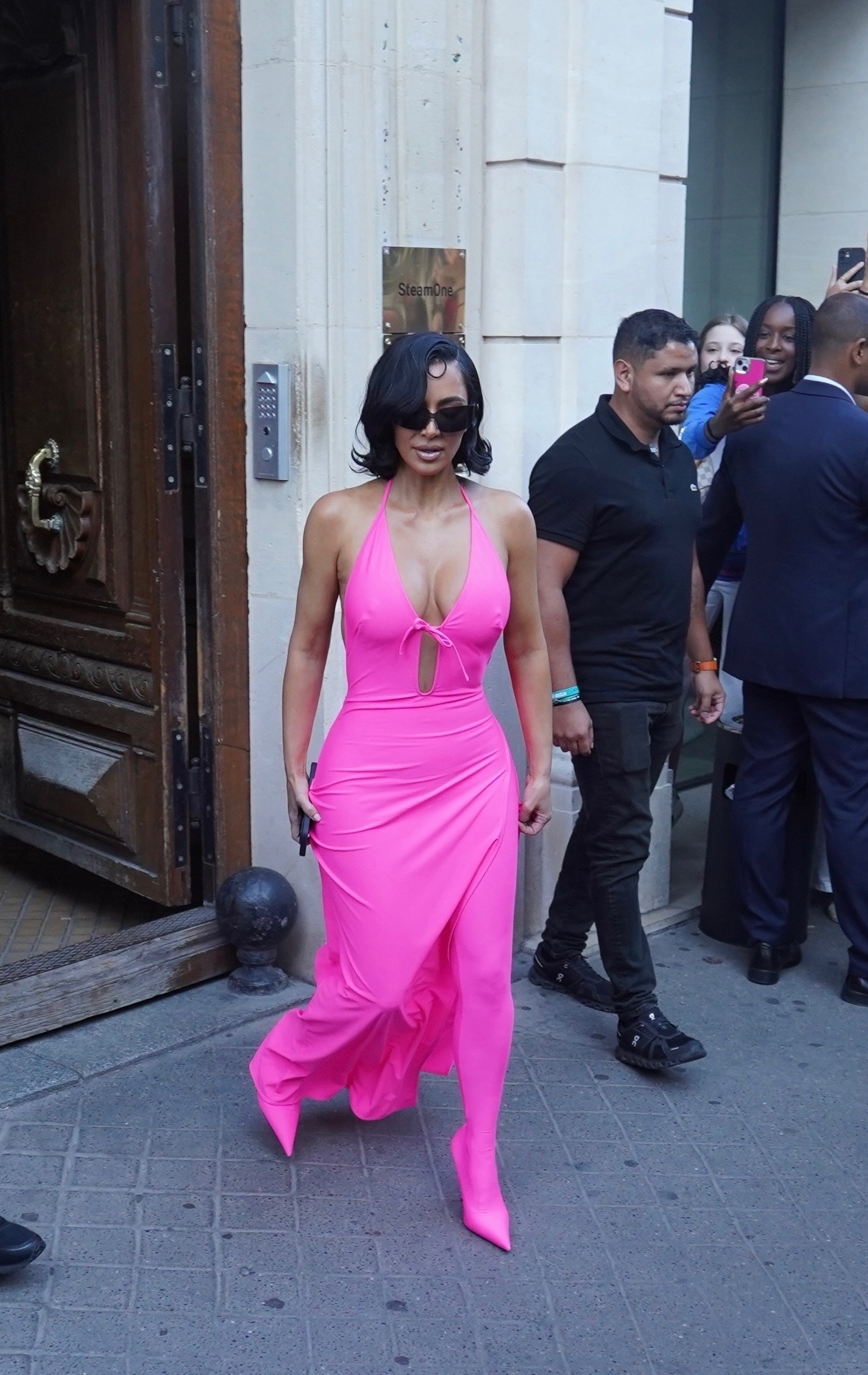Access_Kardashian_69~0.jpg