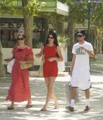 Access_Kardashian_7.jpg