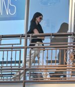 Access_Kardashian_16.jpg