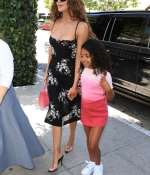 Access_Kardashian_36.jpg
