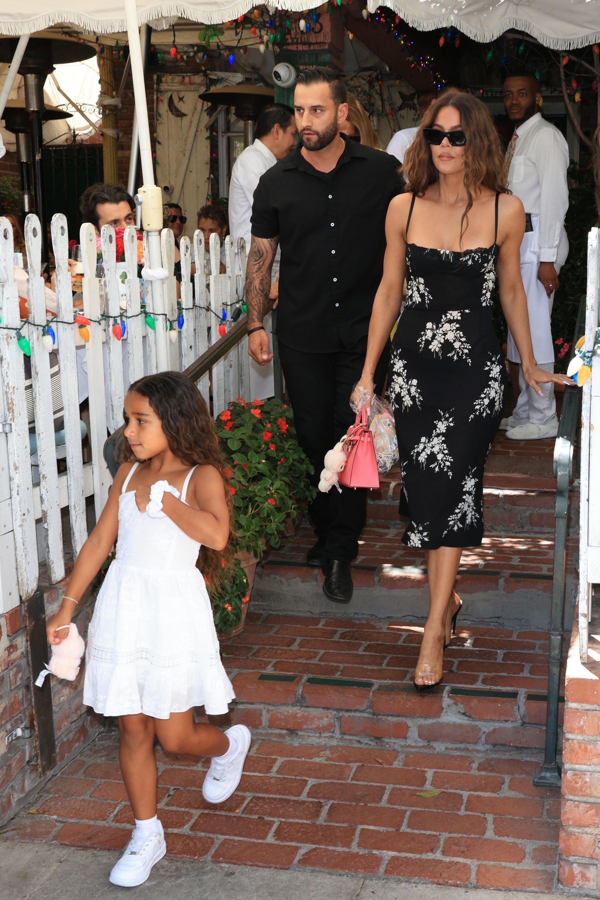 Access_Kardashian_10.jpg