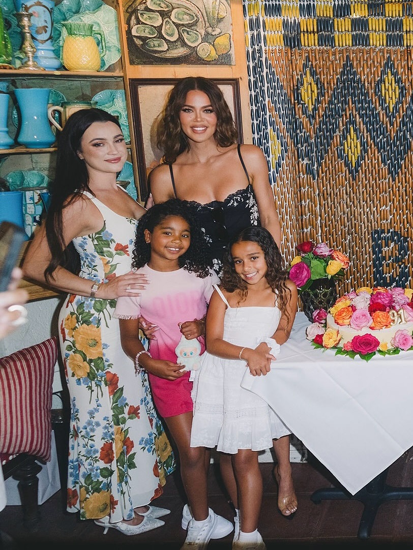 Access_Kardashian_2.jpg