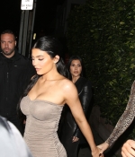Access_Kardashian_6.jpg
