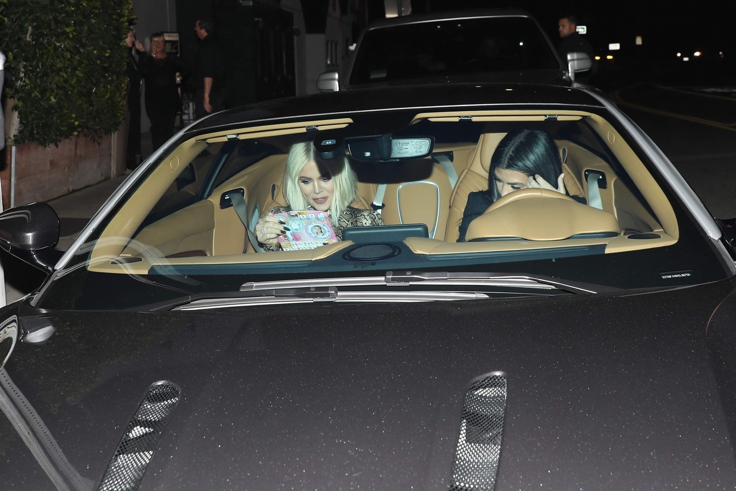 Access_Kardashian_8.jpg