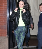 Access_Kardashian_7~0.jpg