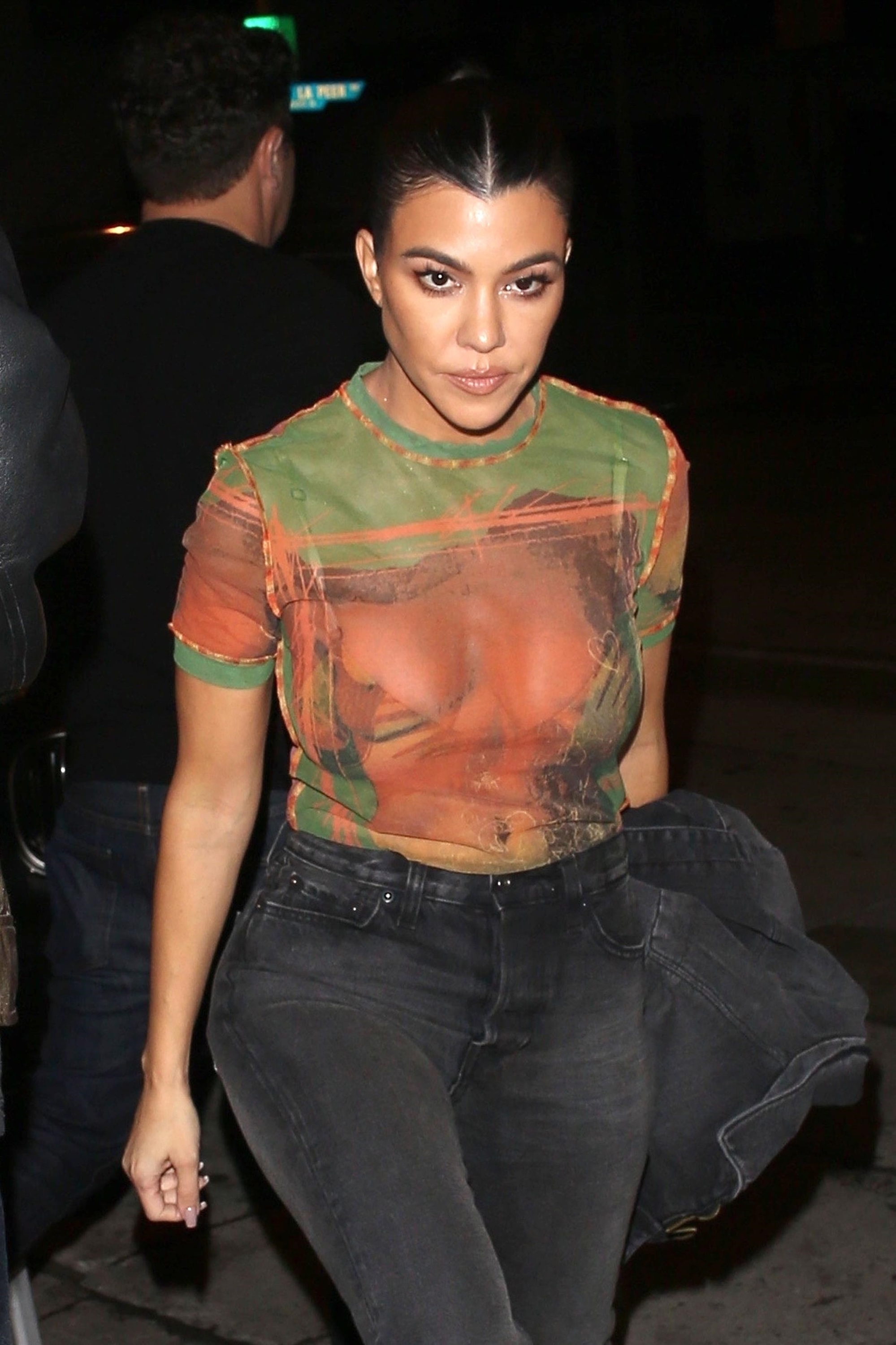 Access_Kardashian_13.jpg
