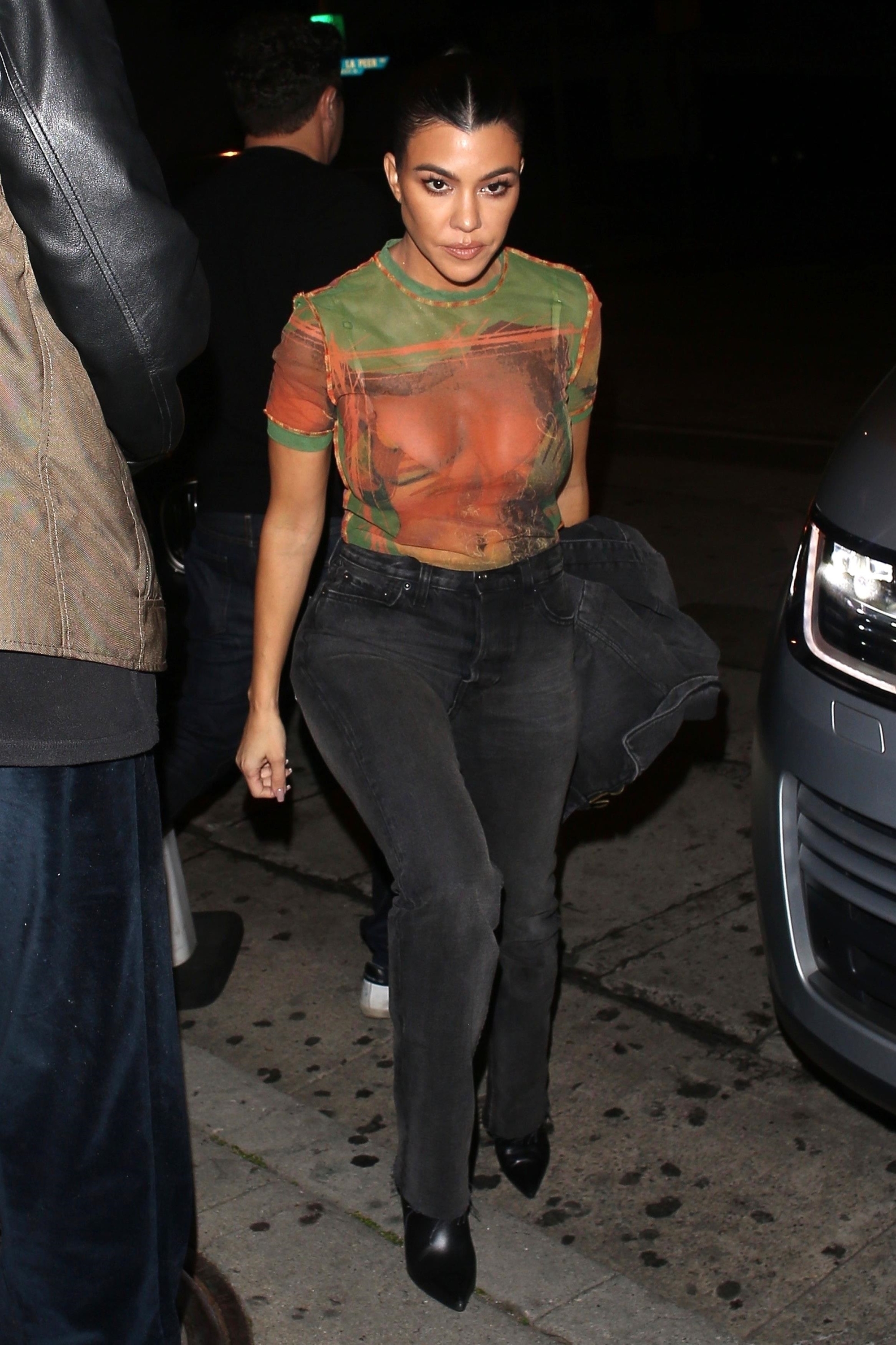 Access_Kardashian_16.jpg