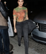 Access_Kardashian_4.jpg