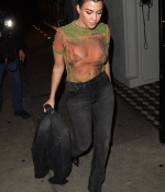 Access_Kardashian_15.jpg