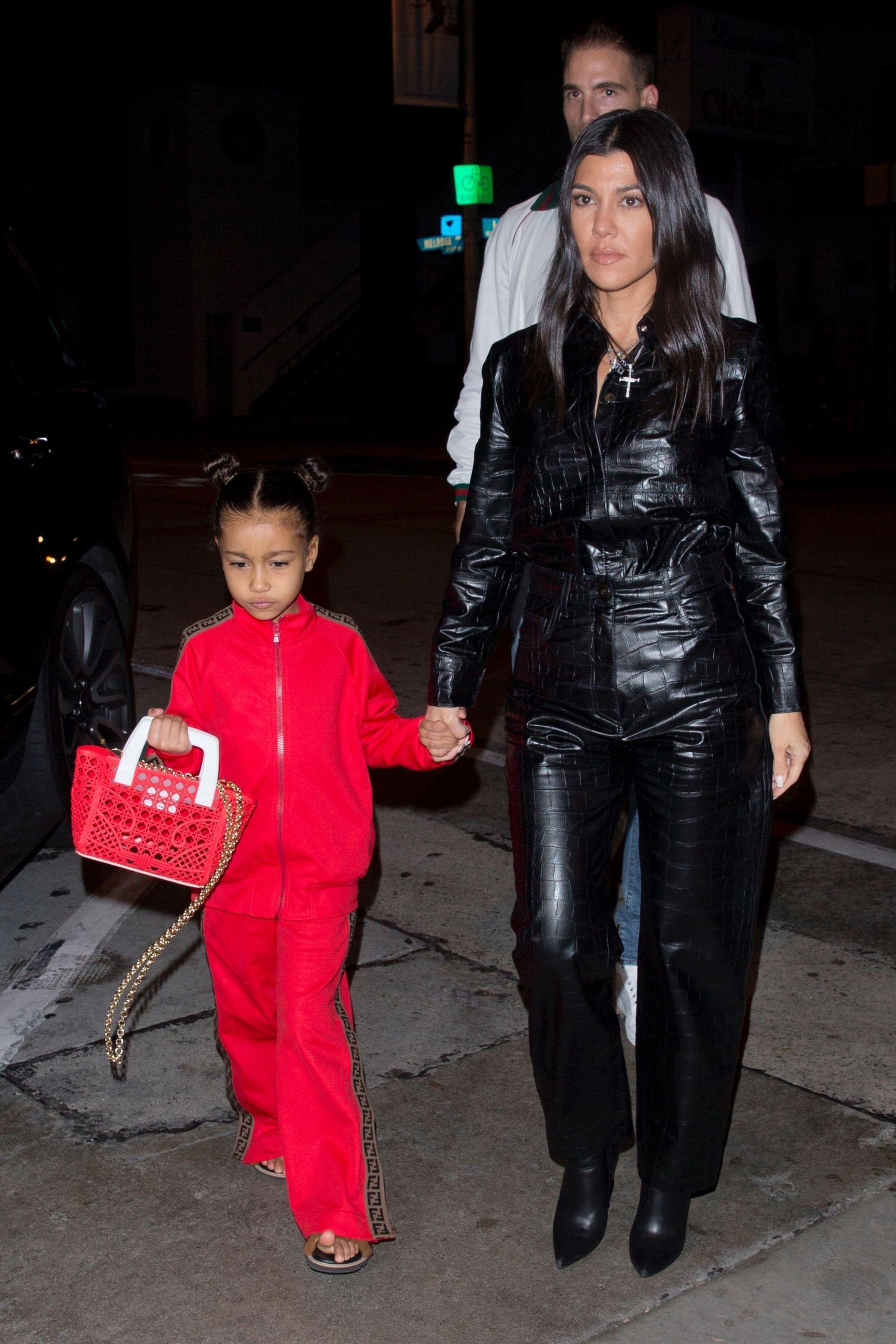 Access_Kardashian_11.jpg