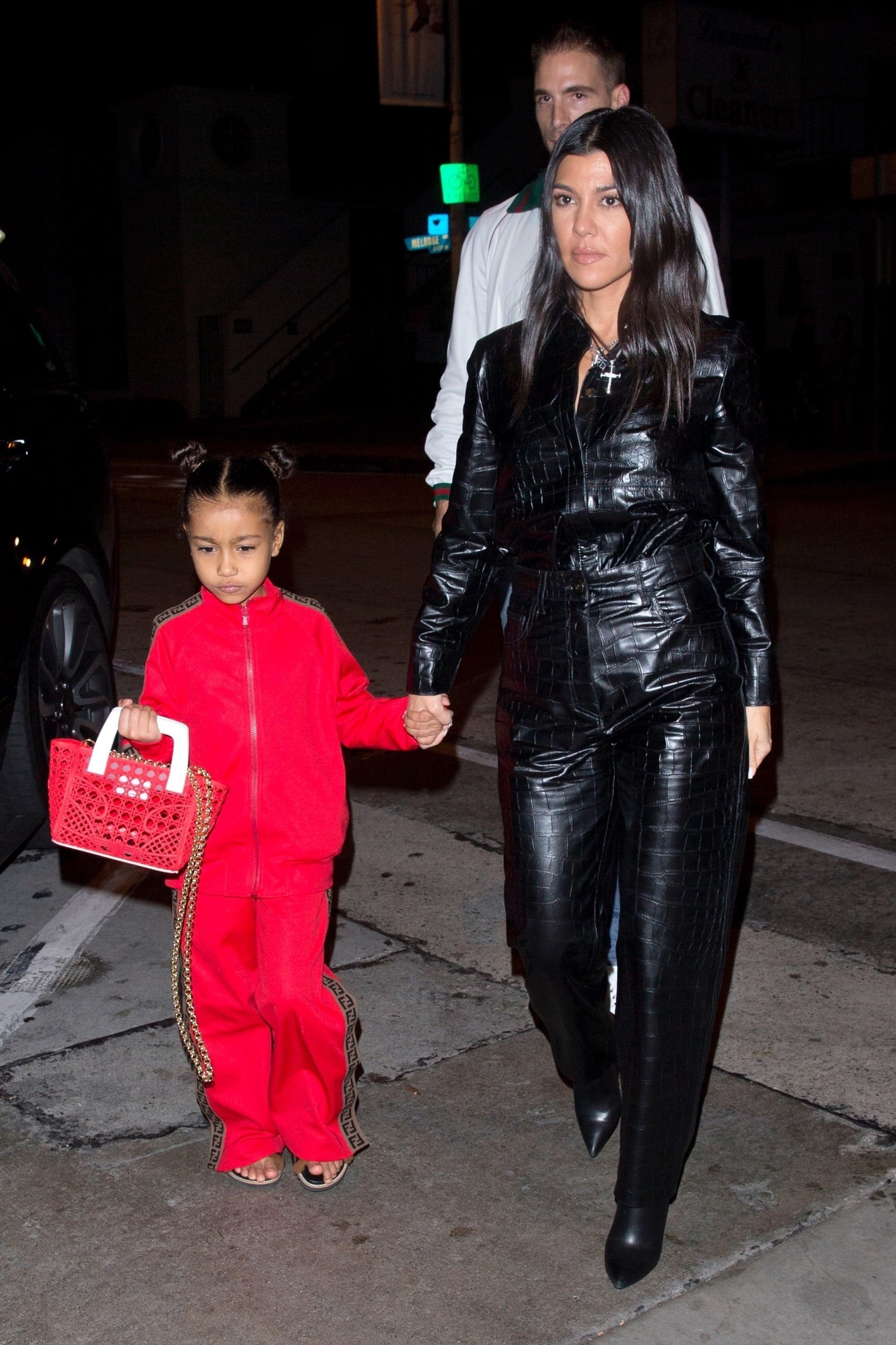 Access_Kardashian_13.jpg