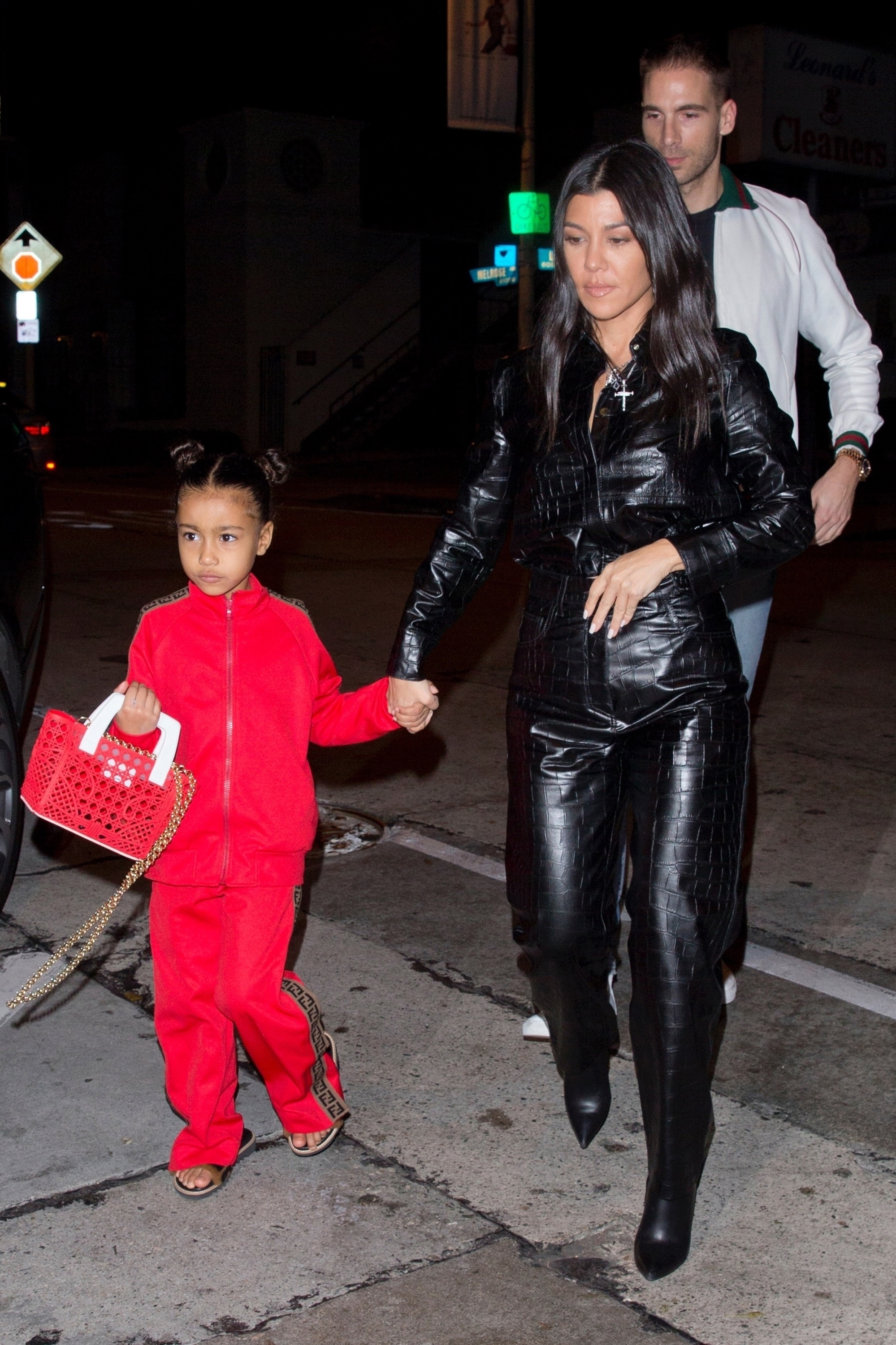 Access_Kardashian_22.jpg