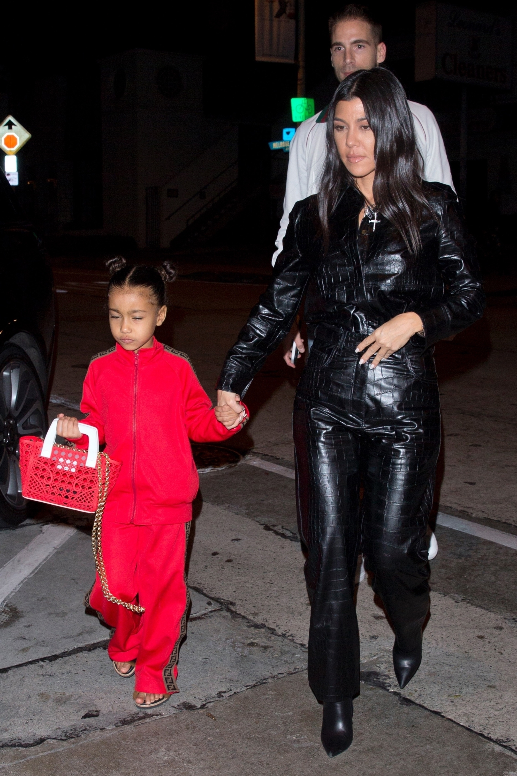 Access_Kardashian_24.jpg