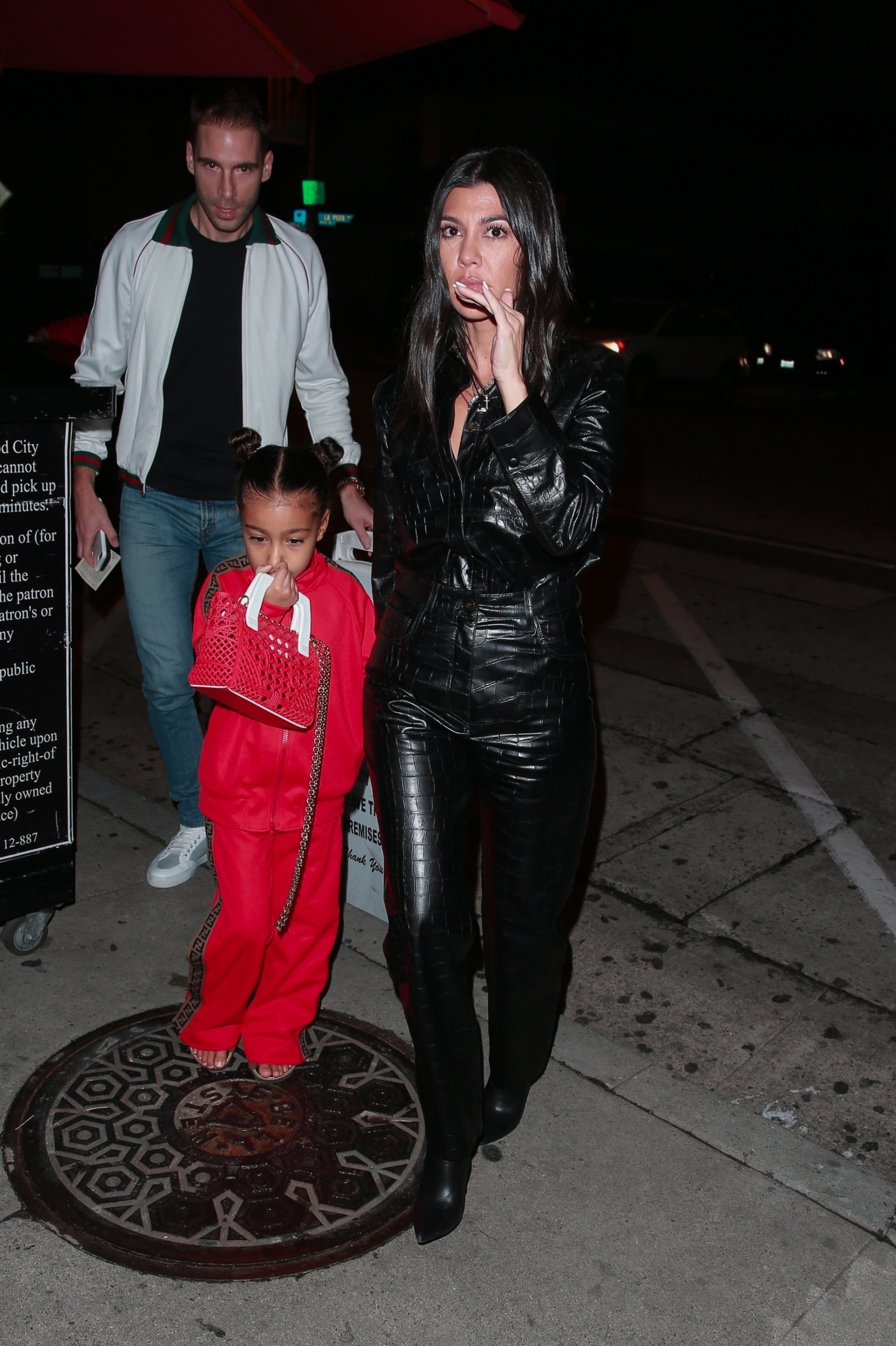 Access_Kardashian_40.jpg
