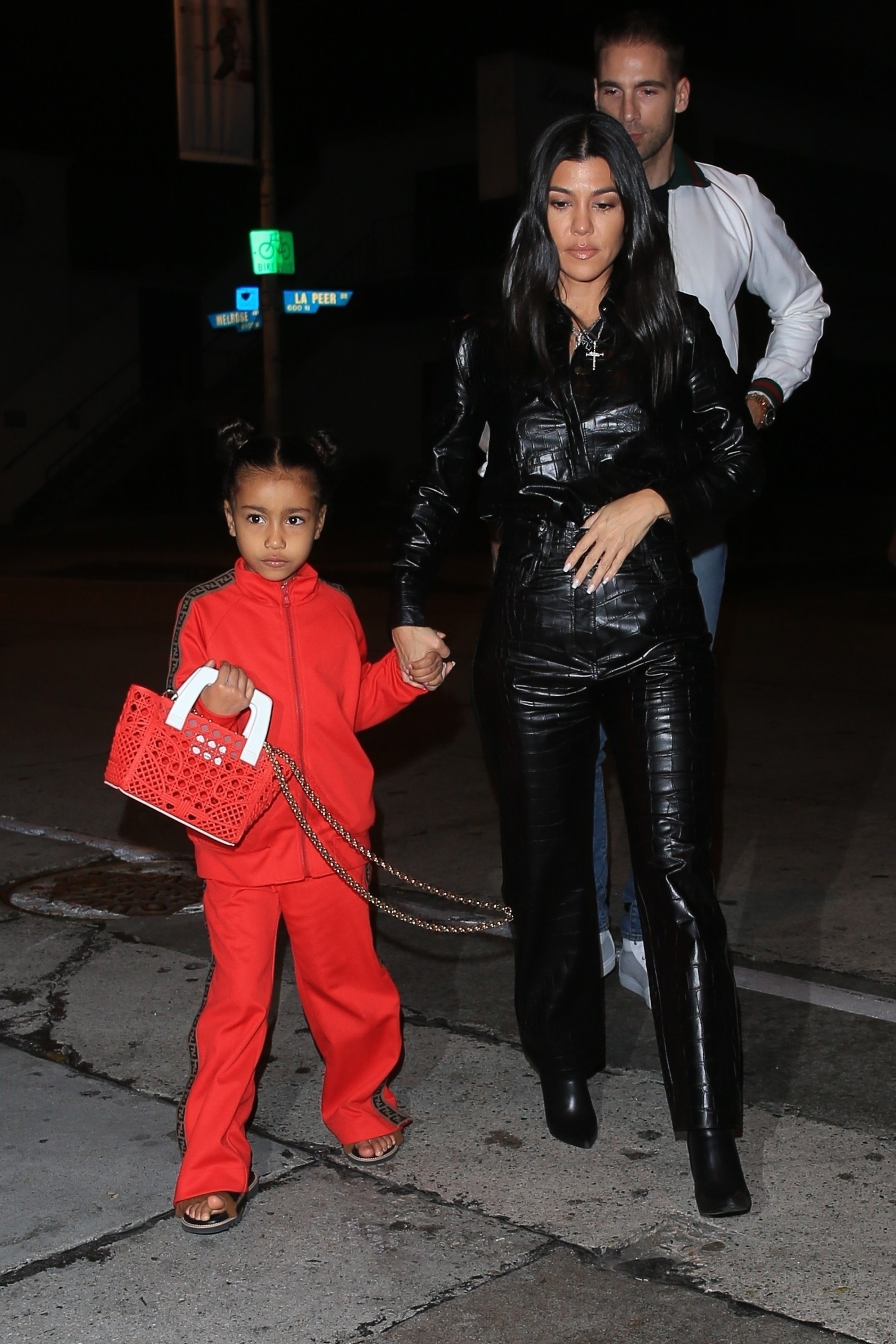 Access_Kardashian_60.jpg