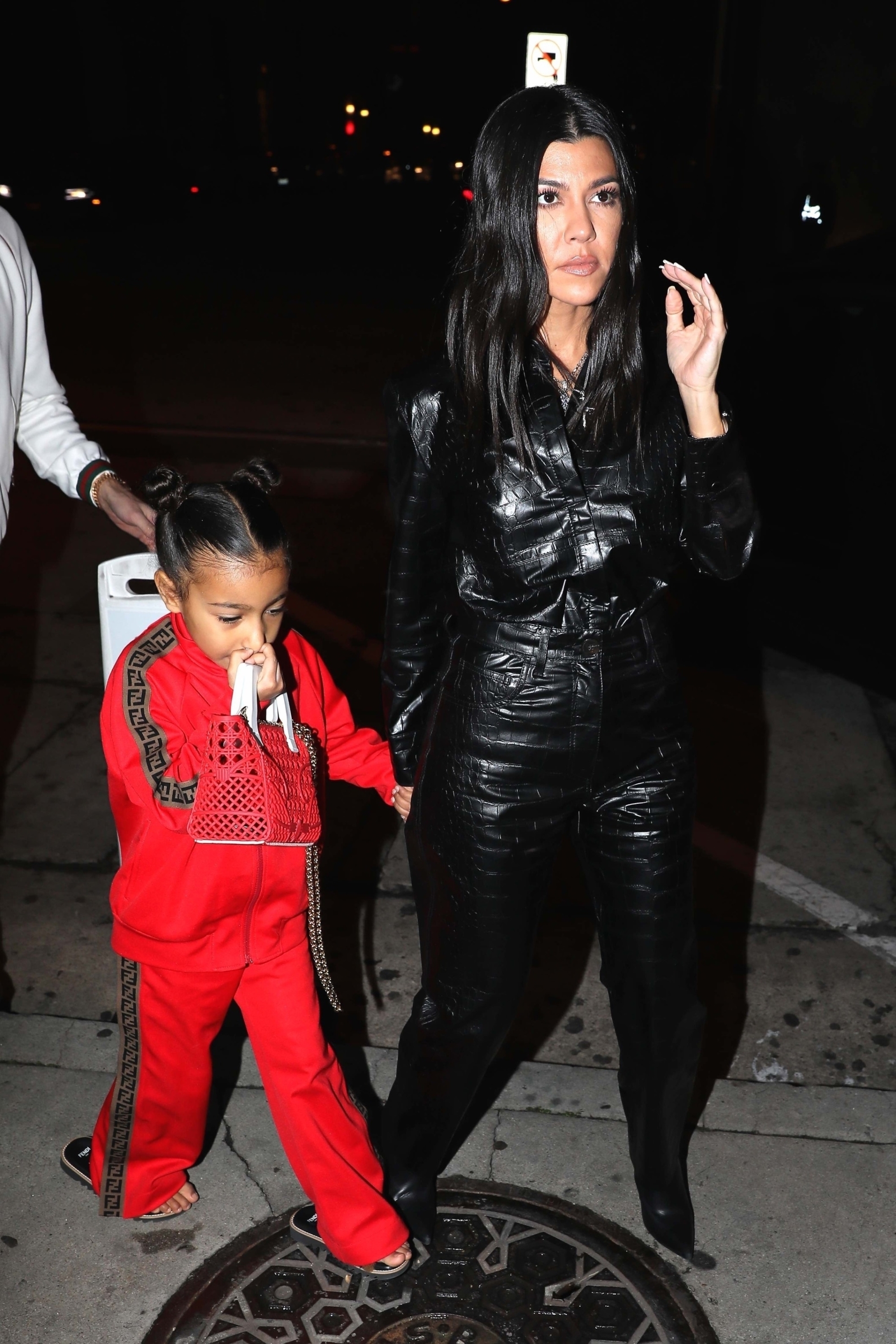Access_Kardashian_8.jpg