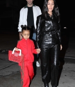 Access_Kardashian_3.jpg