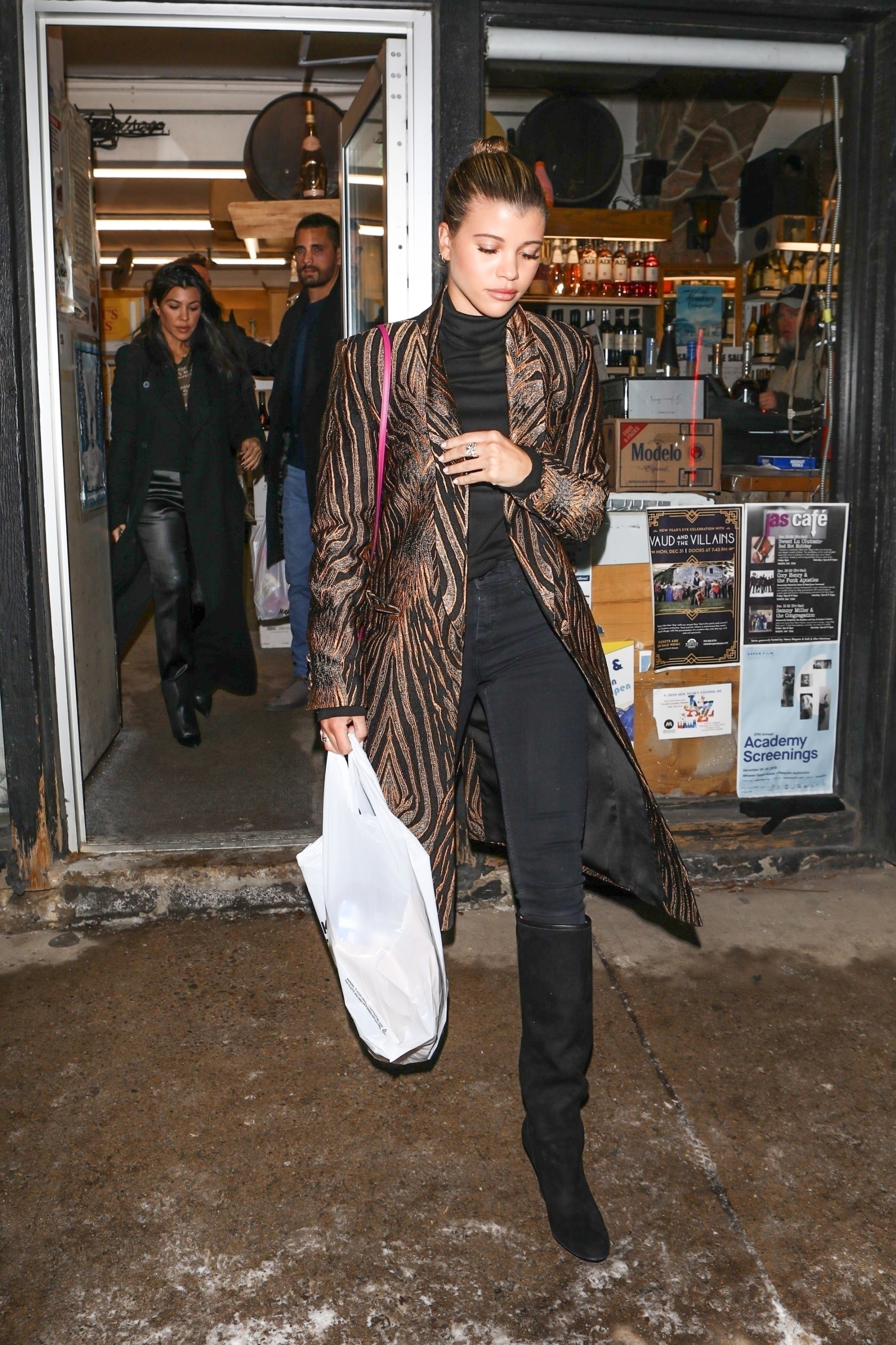 Access_Kardashian_14.jpg