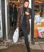 Access_Kardashian_13.jpg