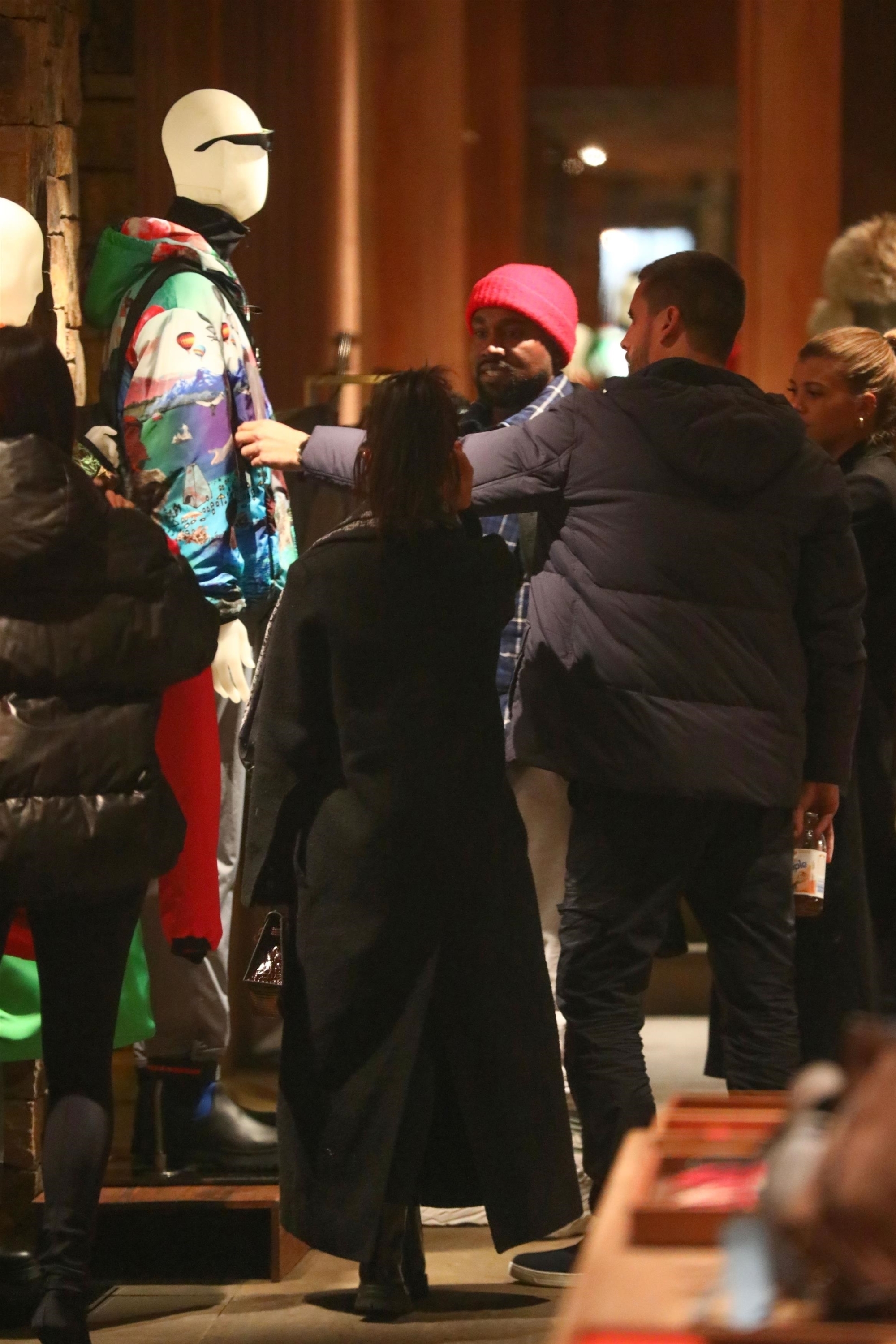 Access_Kardashian_2.jpg