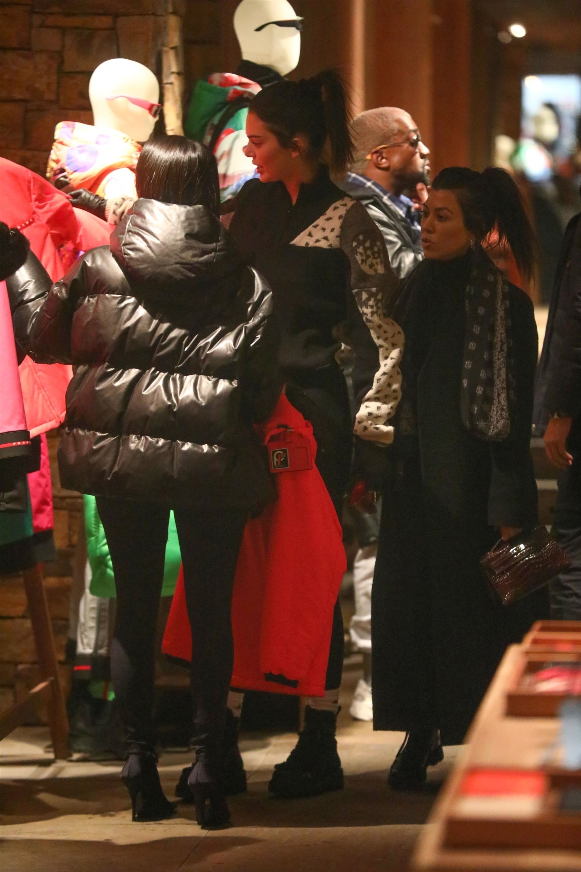 Access_Kardashian_5.jpg