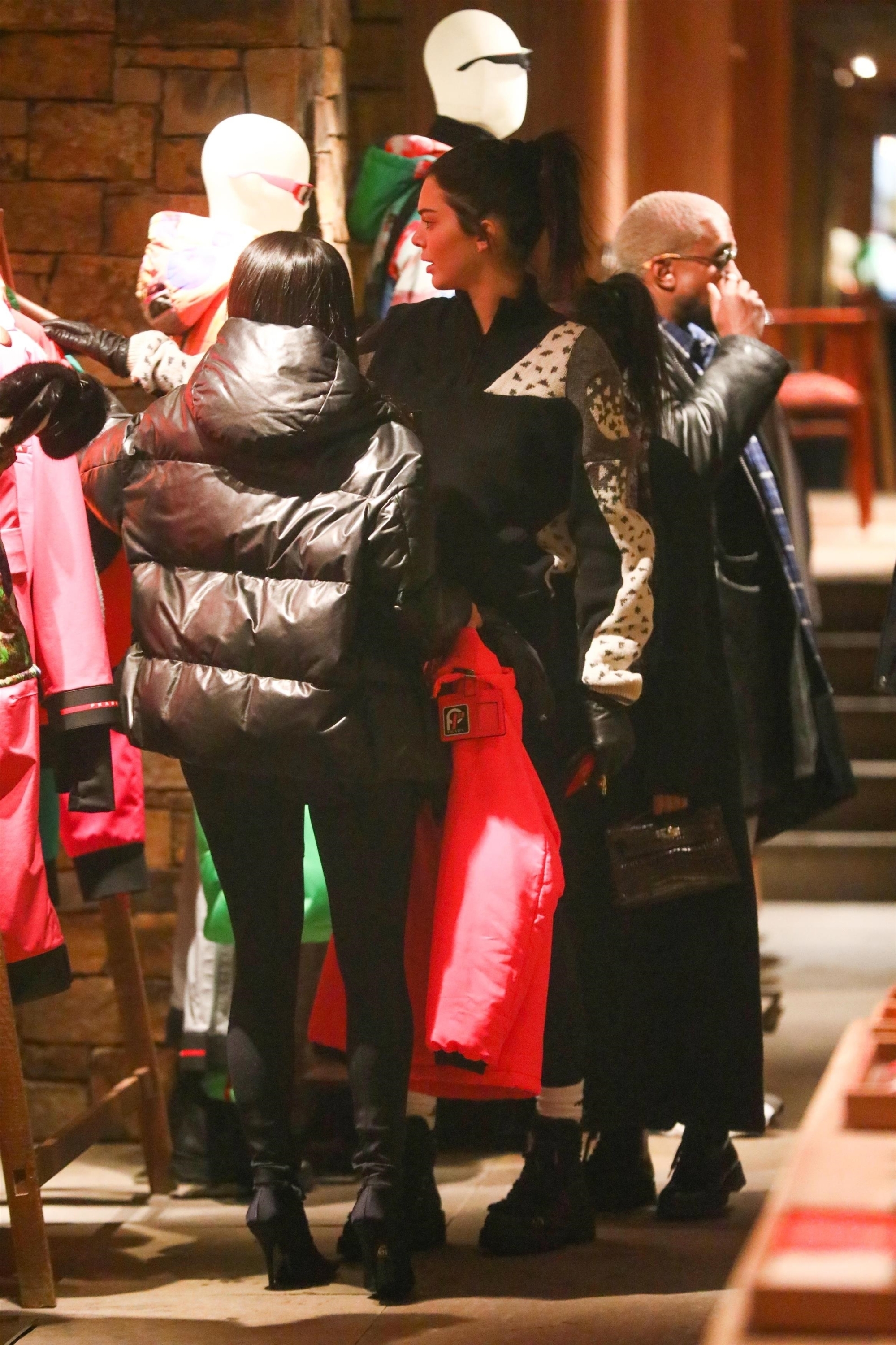 Access_Kardashian_2.jpg